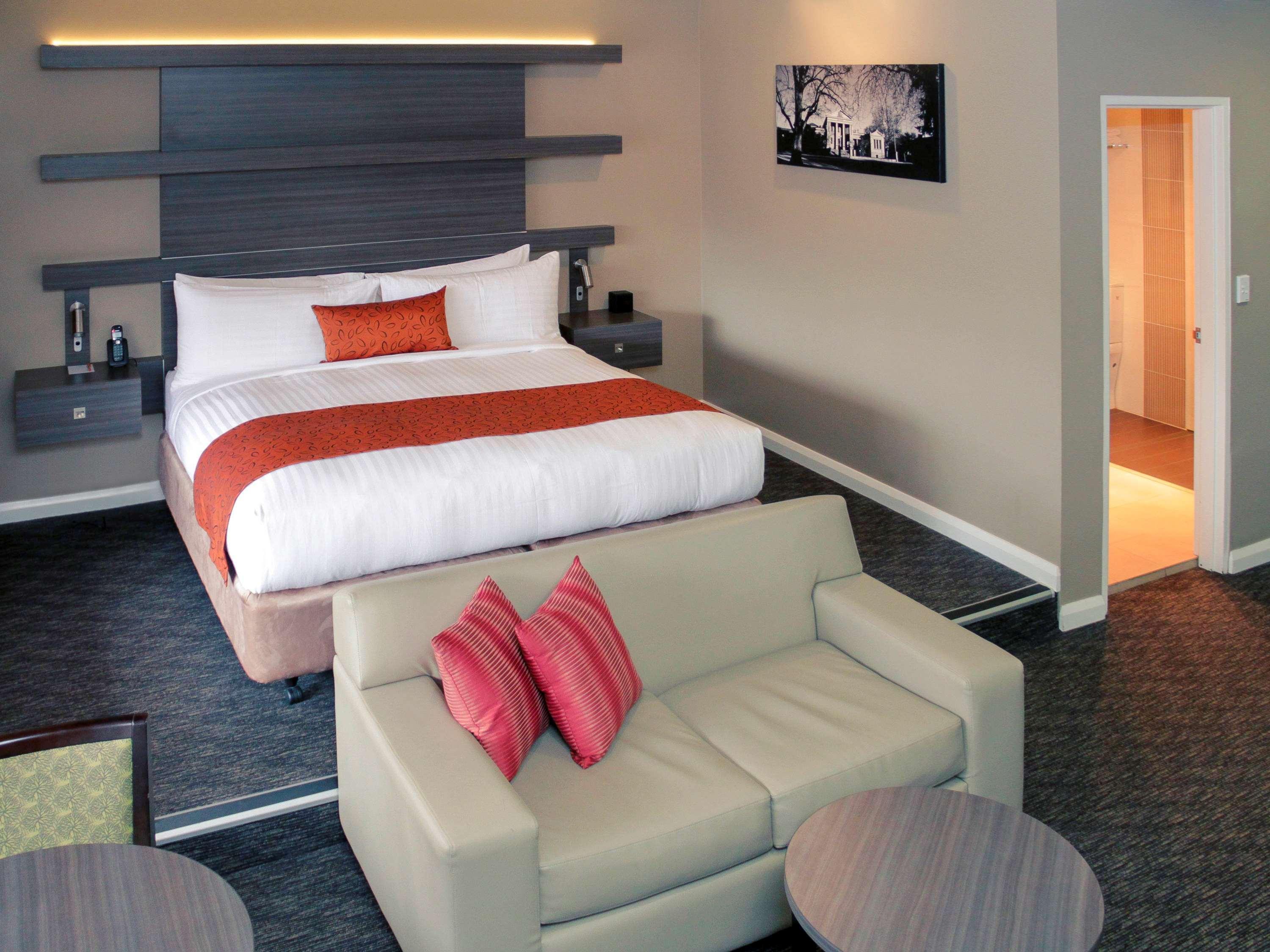 Mercure Orange Exterior photo