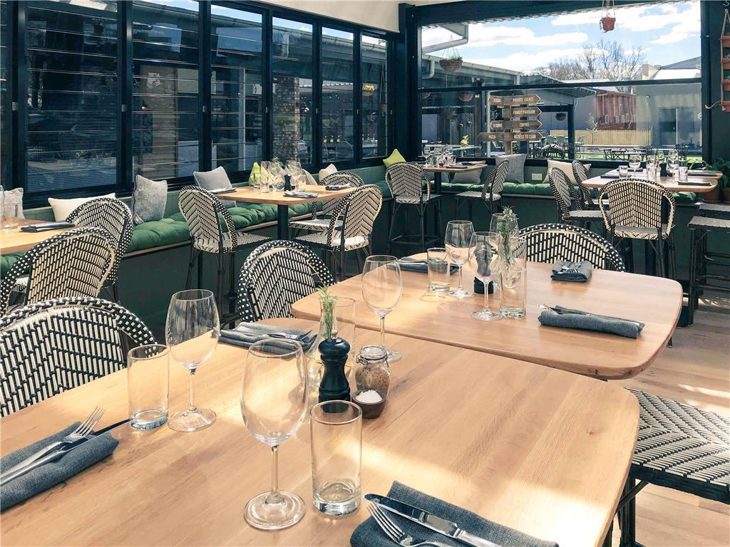 Mercure Orange Restaurant photo
