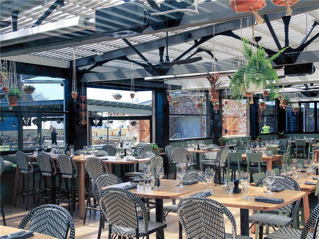 Mercure Orange Restaurant photo